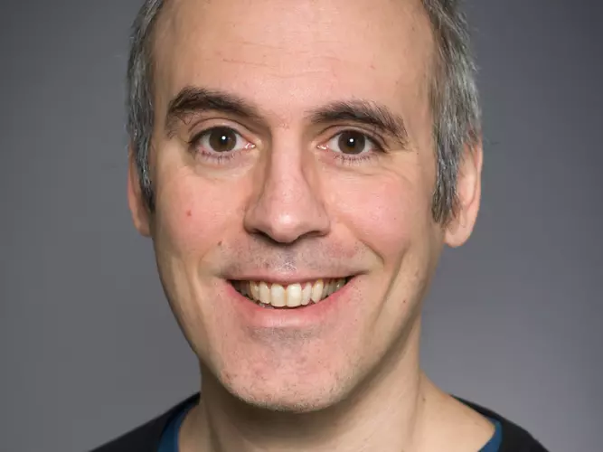 Photograph of Dr Erik Adli of the University of Oslo